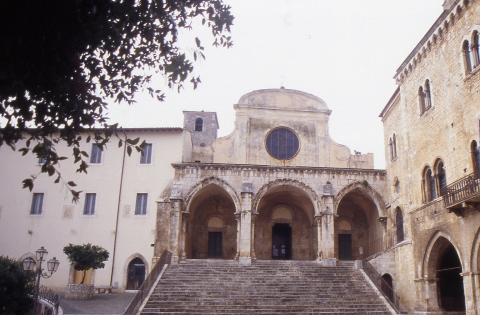 ill.1: Cattedrale S.Maria Assunta, facciata